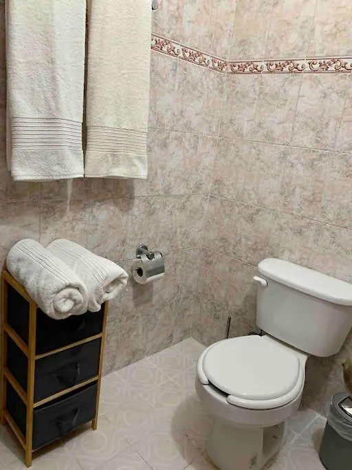 Casita Azul Colonial En El Centro De Merida. Casa de Férias